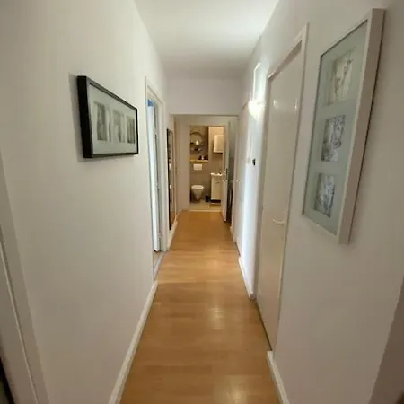 Friends & Family City-residence Apartament
