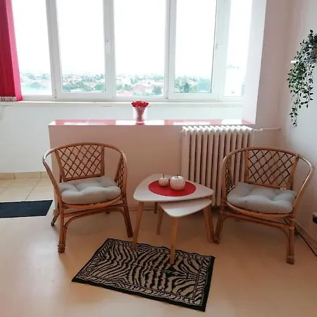 Friends & Family City-residence